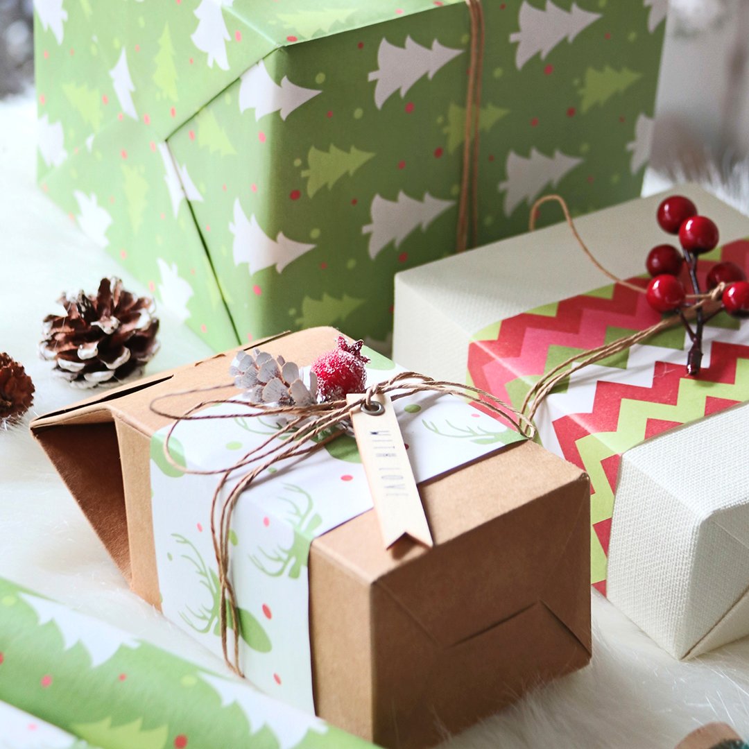 &quot;Reindeer&quot; Wrapping Paper Sheets