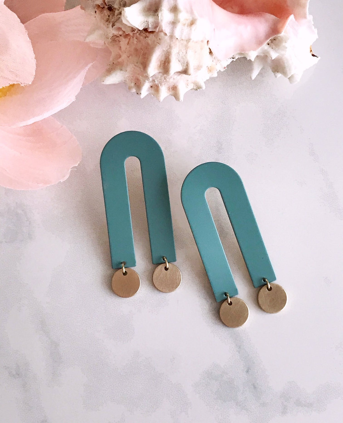 Arco Earrings - Sage