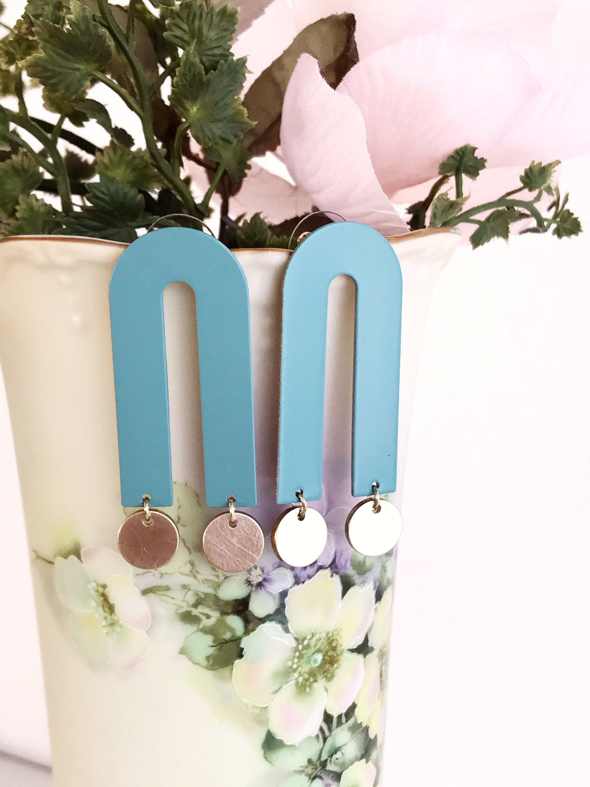 Arco Earrings - Sage