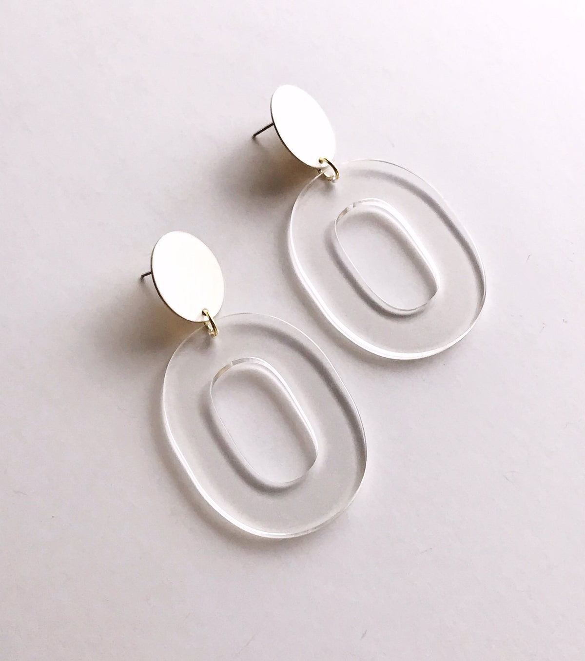 Coco Earrings - Ivory / Clear