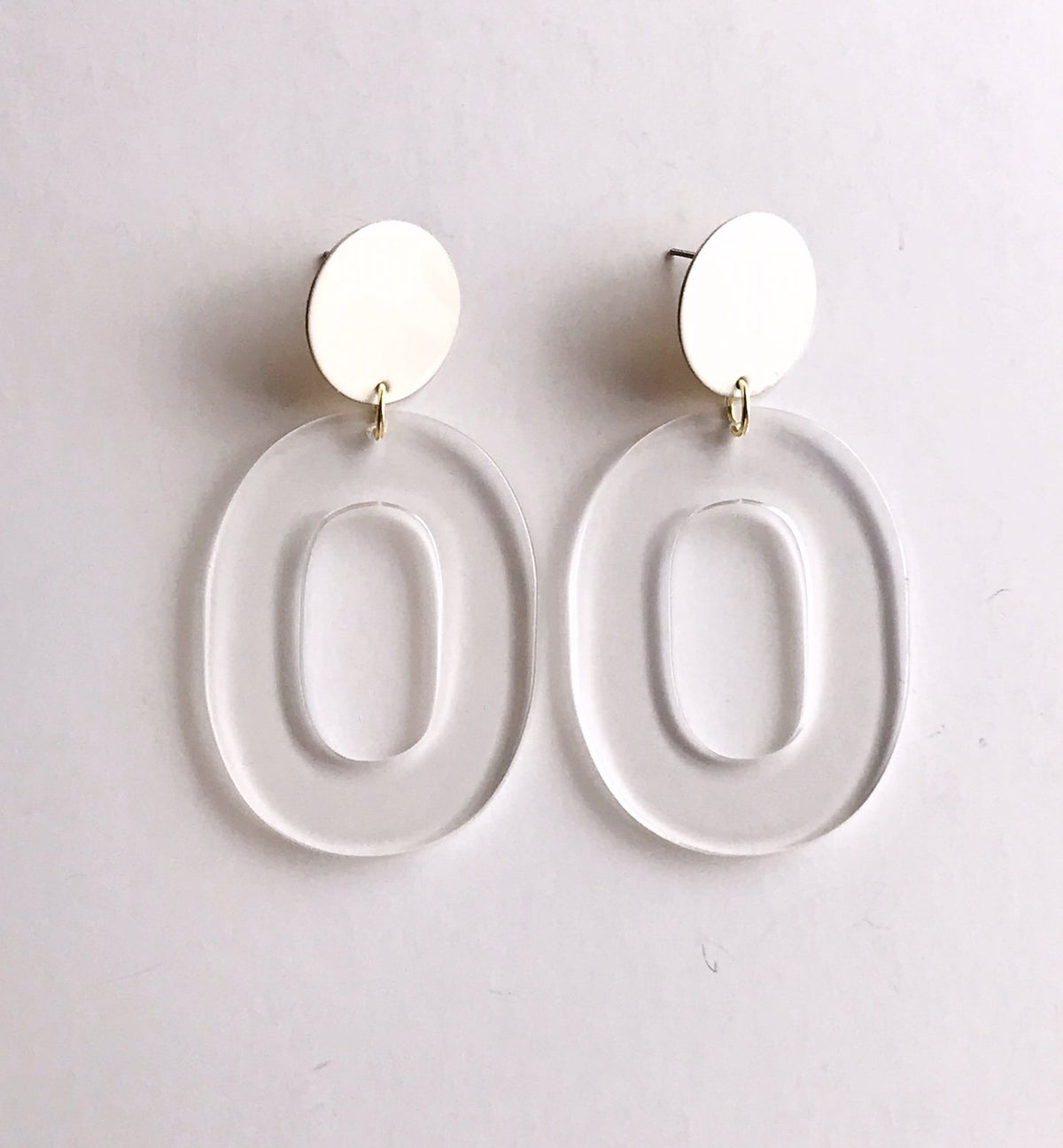 Coco Earrings - Ivory / Clear