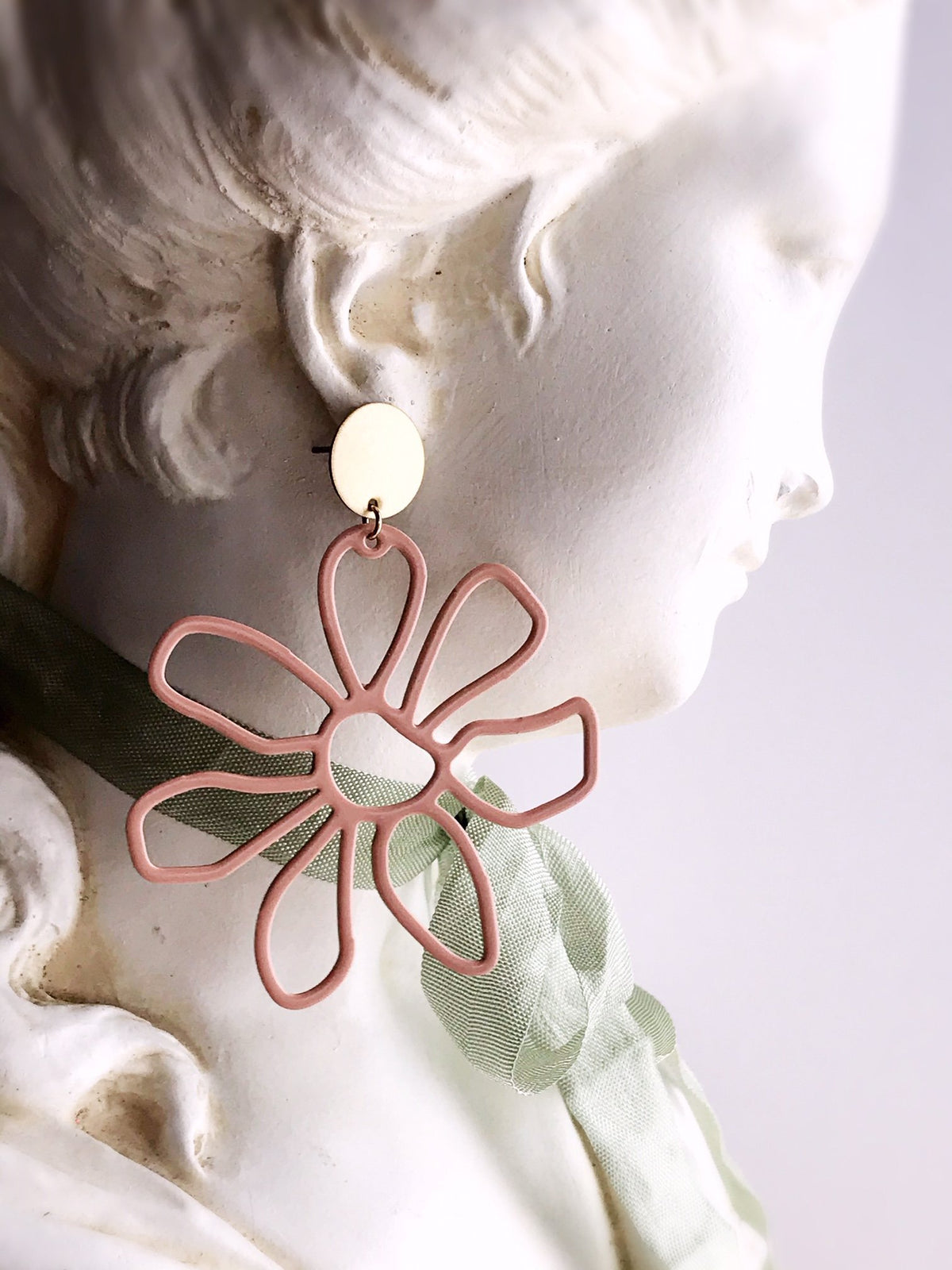 Flower Power Earrings - Blush