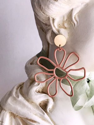 Flower Power Earrings - Blush