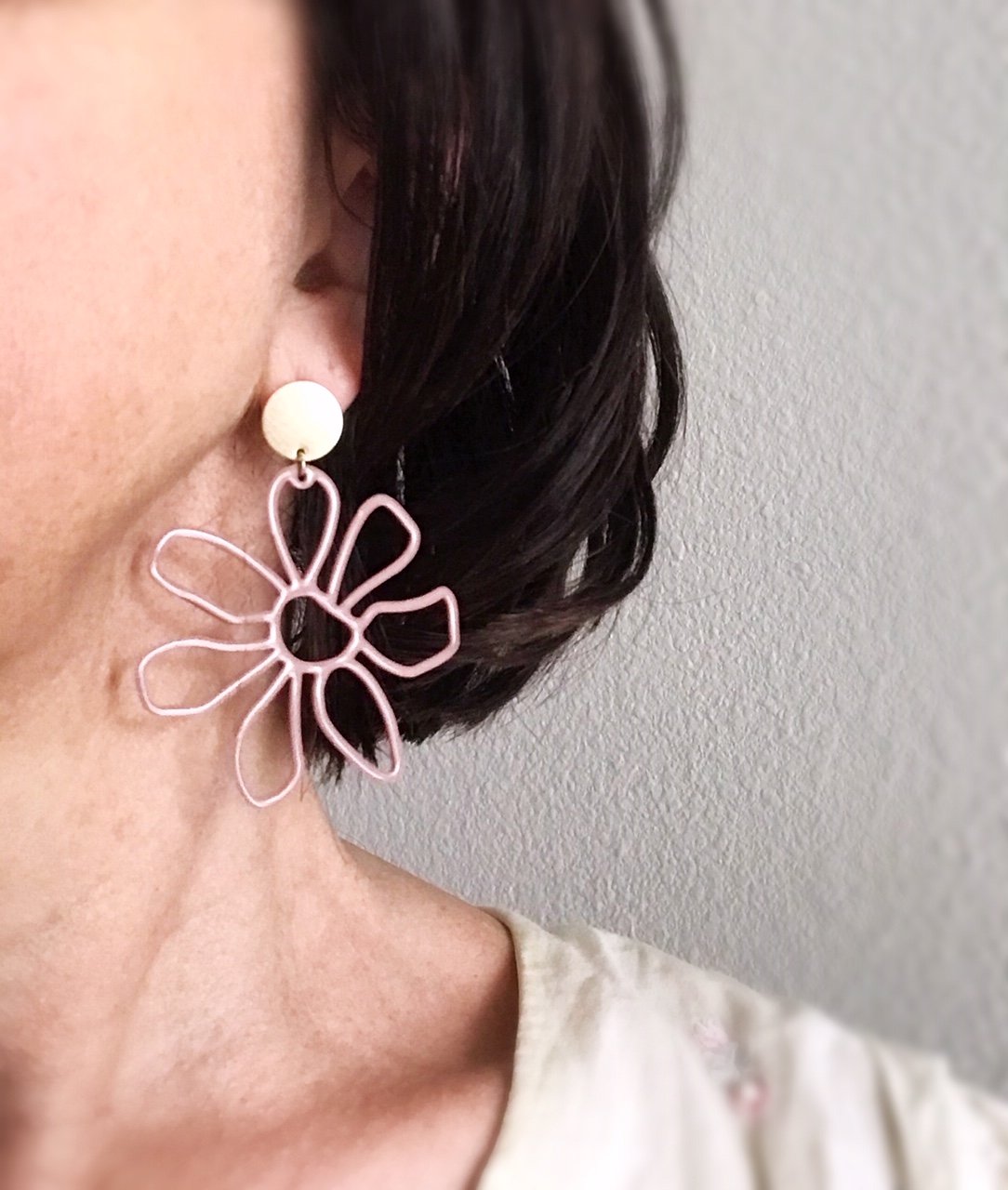 Flower Power Earrings - Brushed Brass