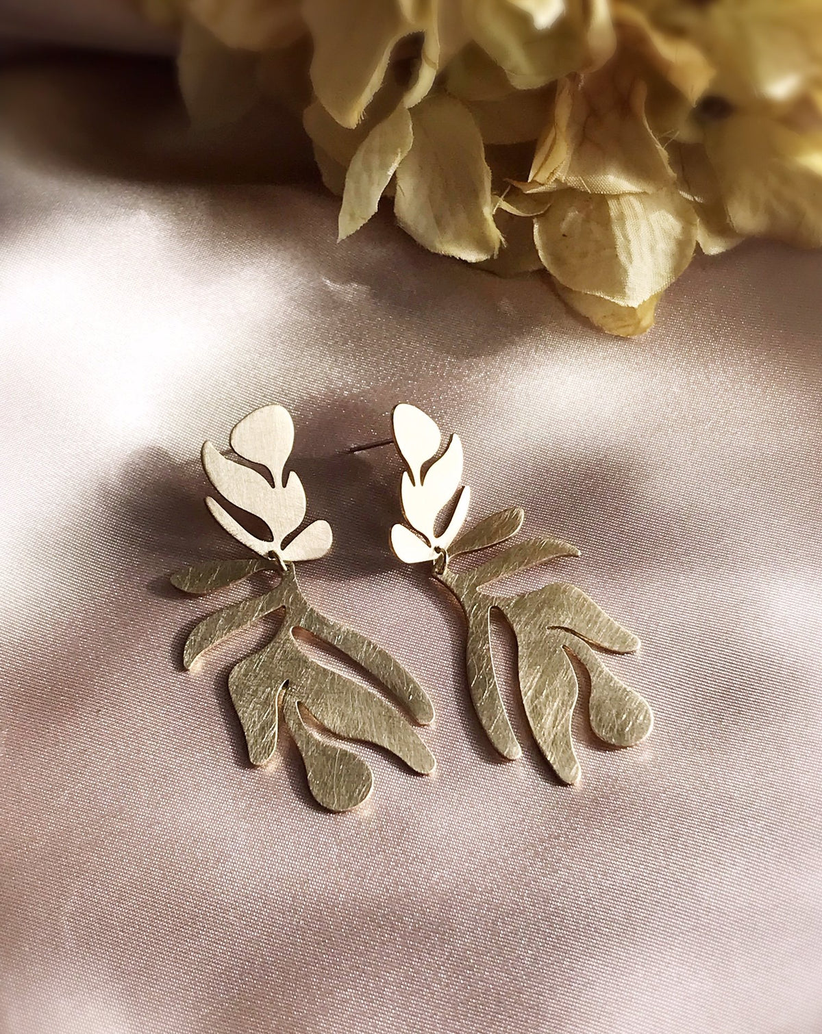 Frond Earrings - Brushed Brass