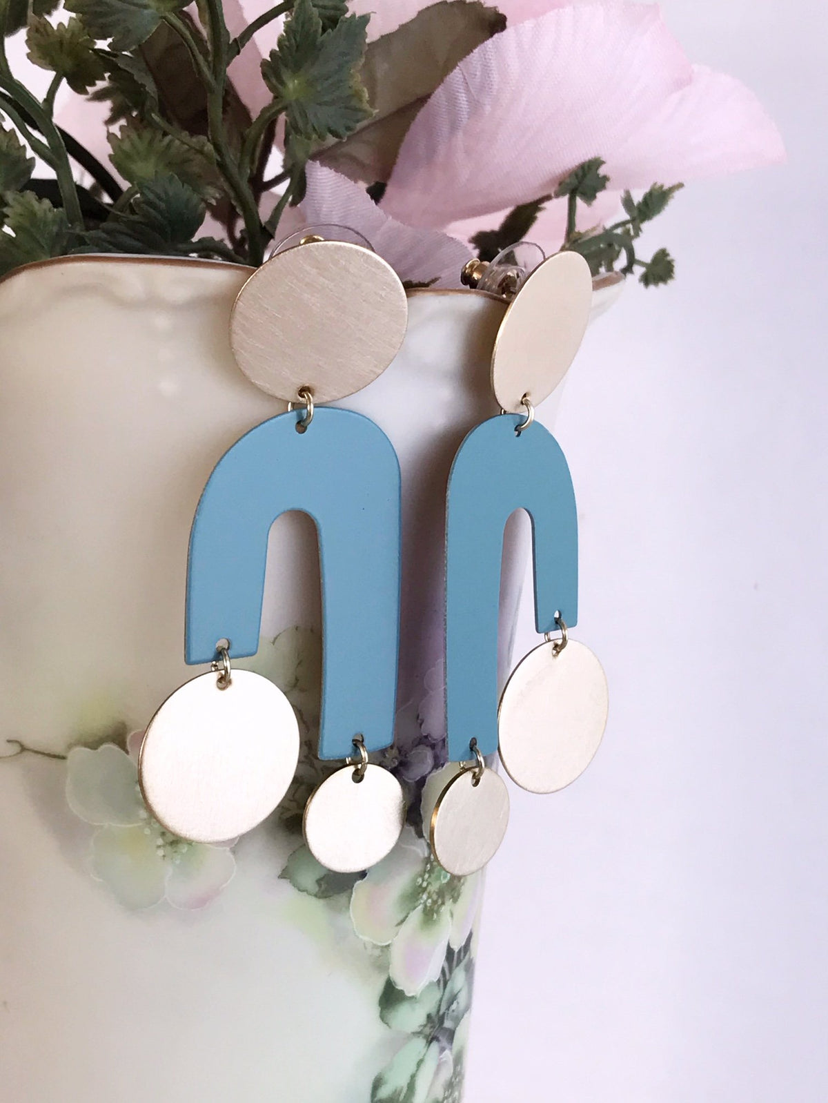 Manhattan Earrings - Sage