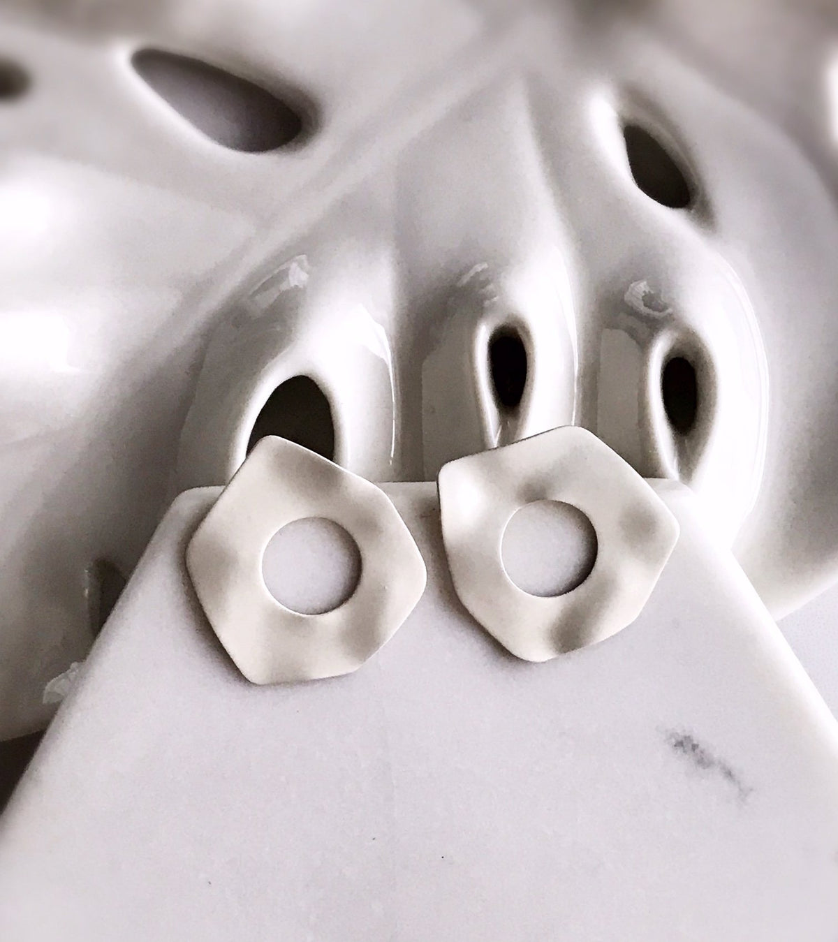 Mirage Earrings - Ivory