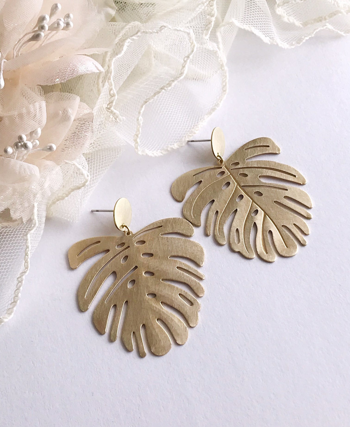 Monstera Earrings - Brushed Brass