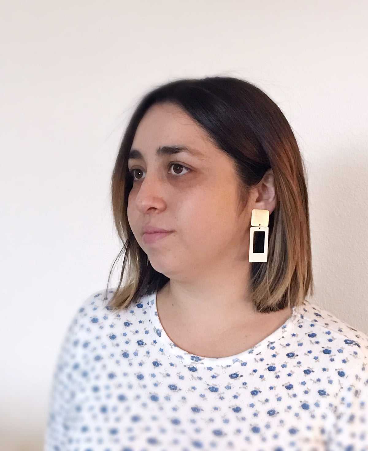 Portrait Earrings - Ivory