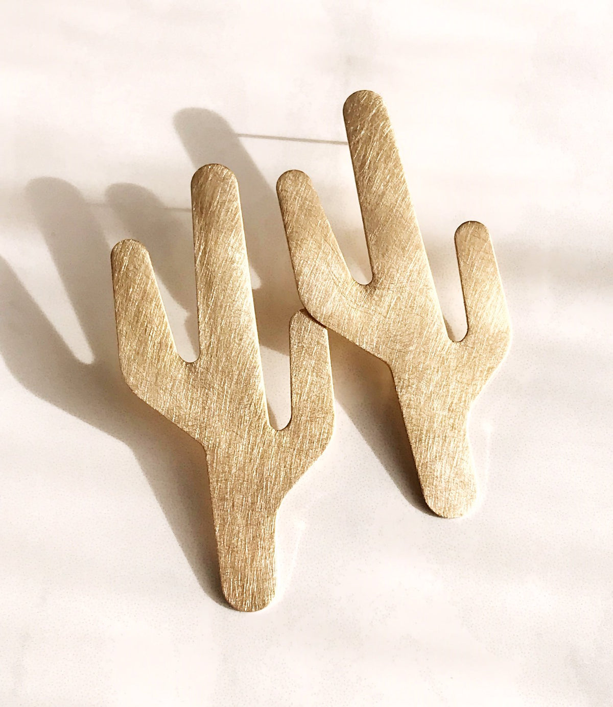 Saguaro Stud Earrings - Brushed Brass