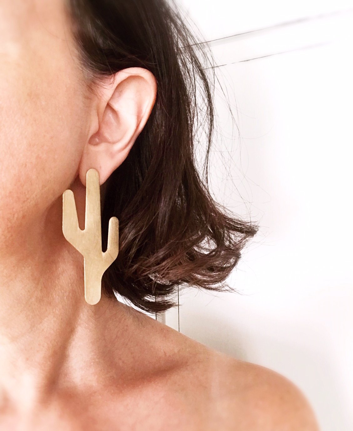 Saguaro Stud Earrings - Brushed Brass