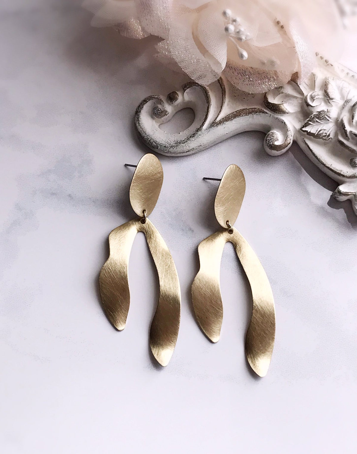 Sprout Earrings - Brushed Brass