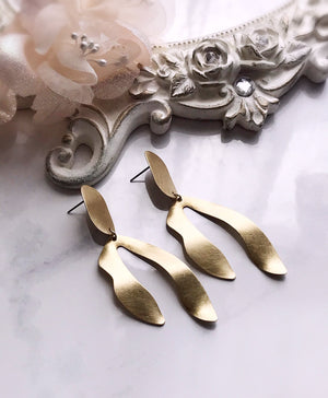 Sprout Earrings - Brushed Brass
