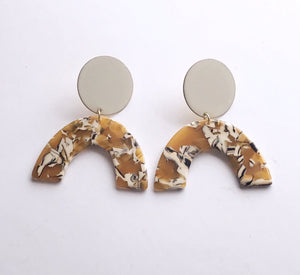 Sydney Earrings - Ivory / Mustard Safari