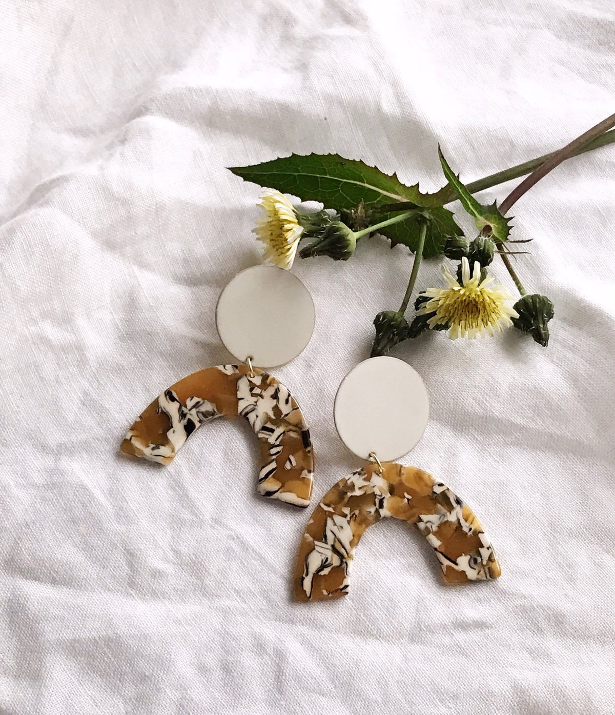 Sydney Earrings - Ivory / Mustard Safari