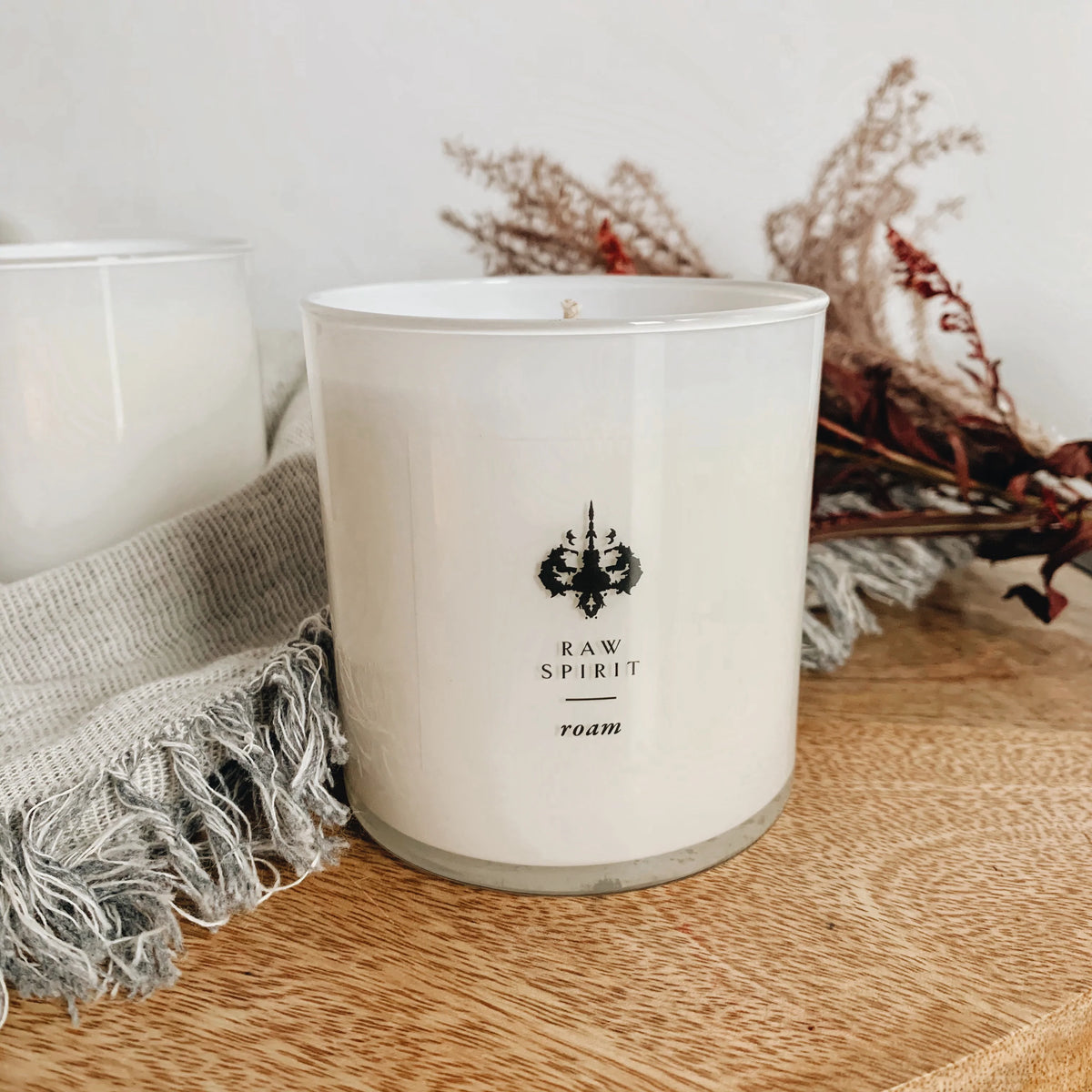 Roam Candle - Coconut Cedar Blossom Scented 9 oz Candle